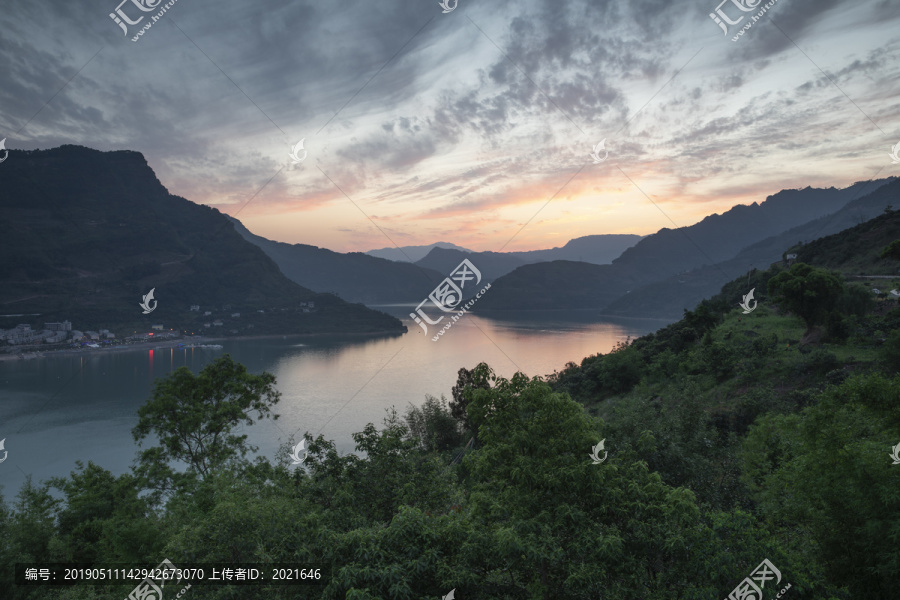 金沙江向家坝库区风光