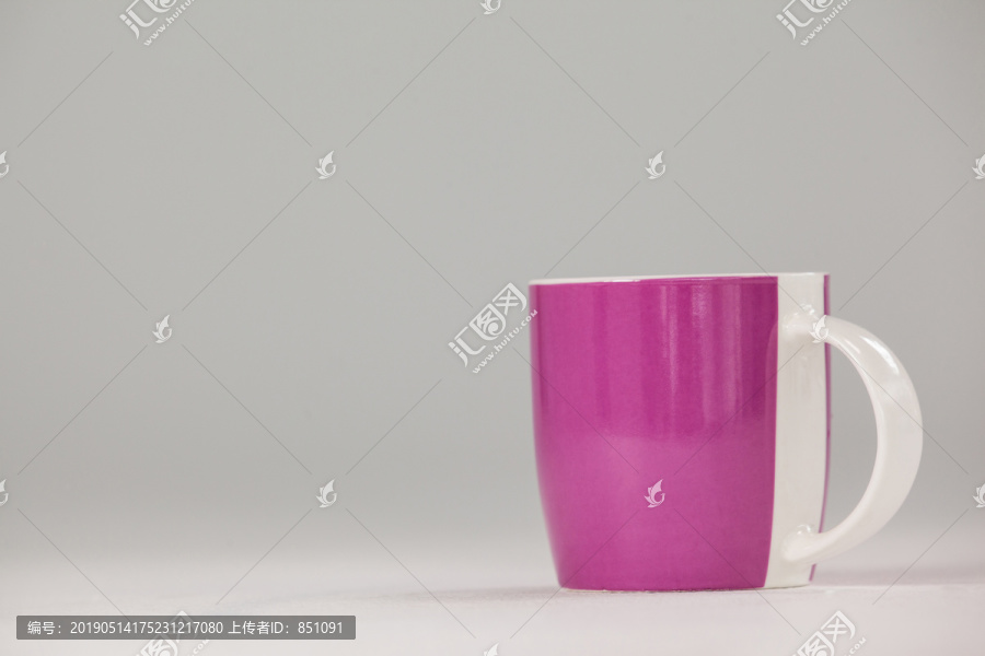 紫色杯子