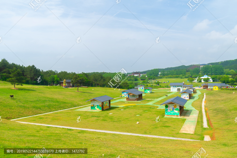 湖北武汉木兰草原风景区初夏风光