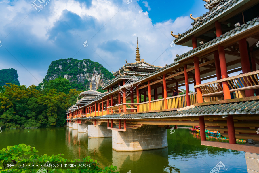 柳州龙潭公园风雨桥