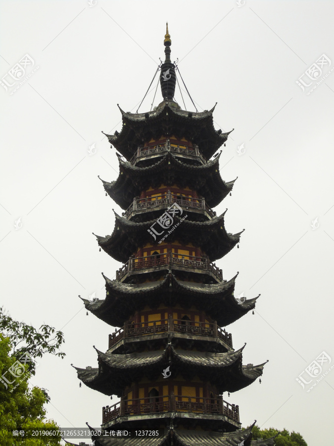 佛塔