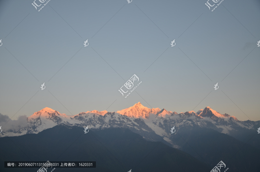 梅里雪山