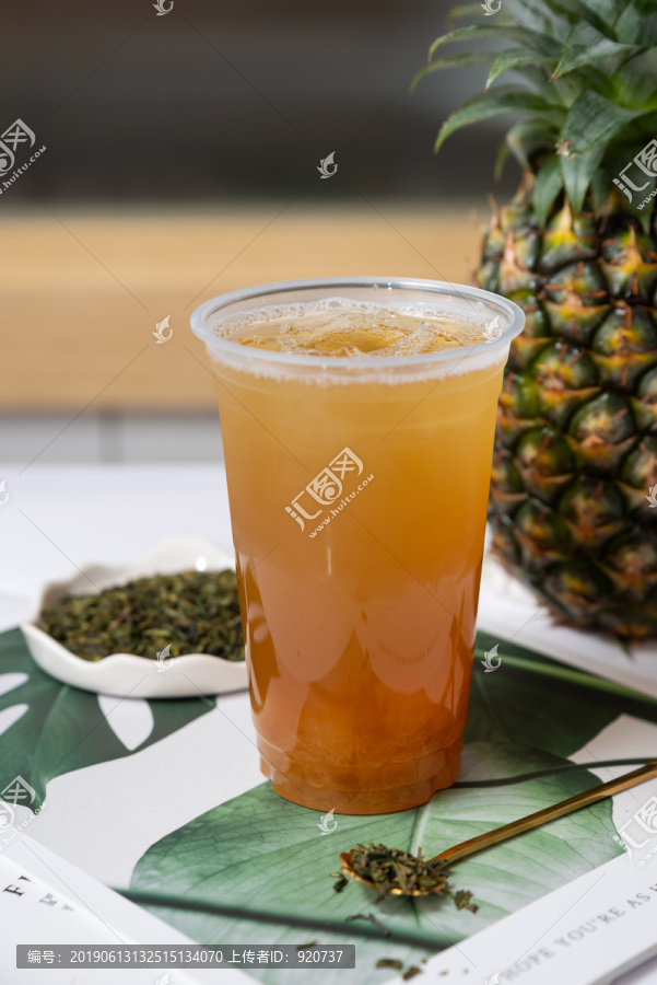 菠萝水果茶