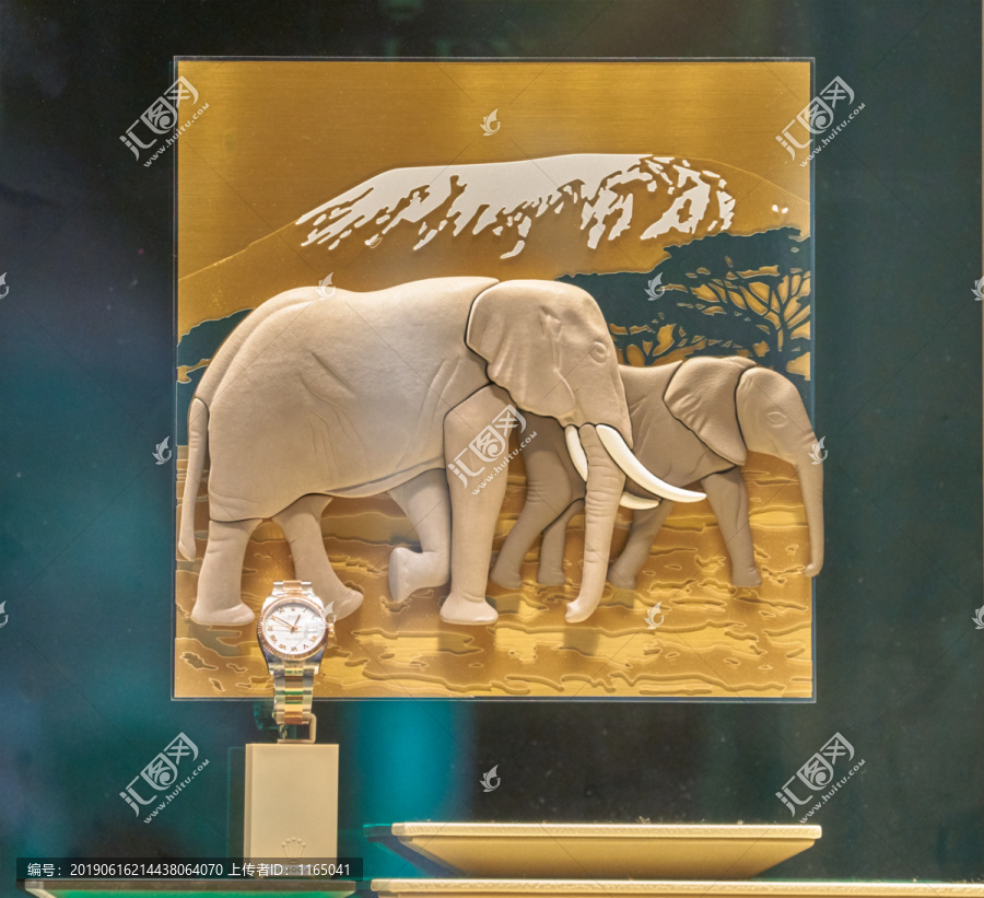 大象浮雕