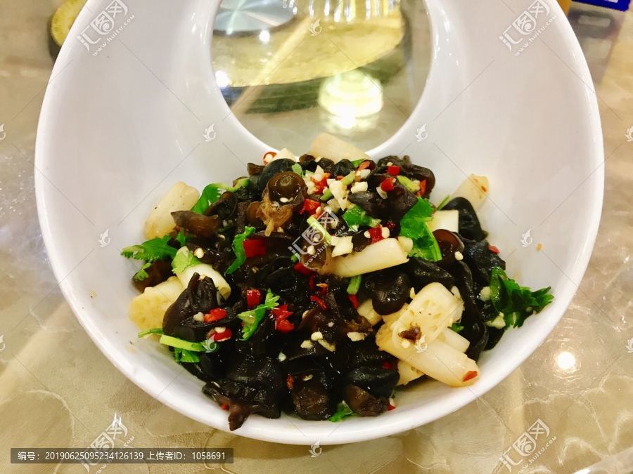 有机蔬菜,凉拌木耳,藕耳相遇