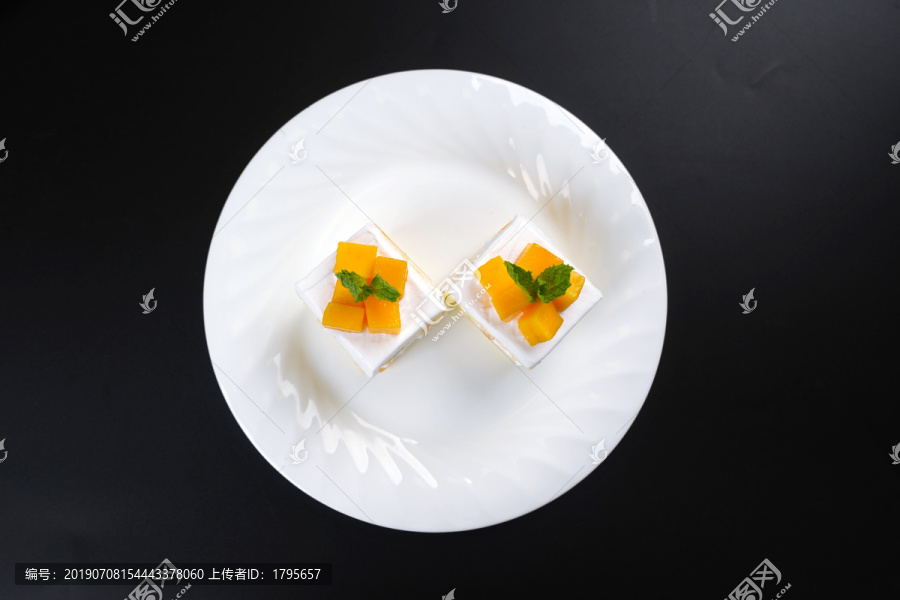 鲜果蛋糕