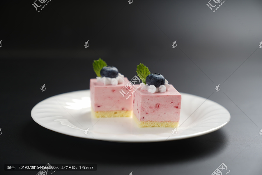 水果慕斯蛋糕