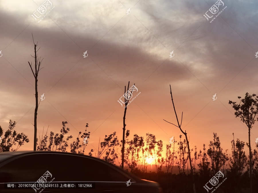 夕阳剪影