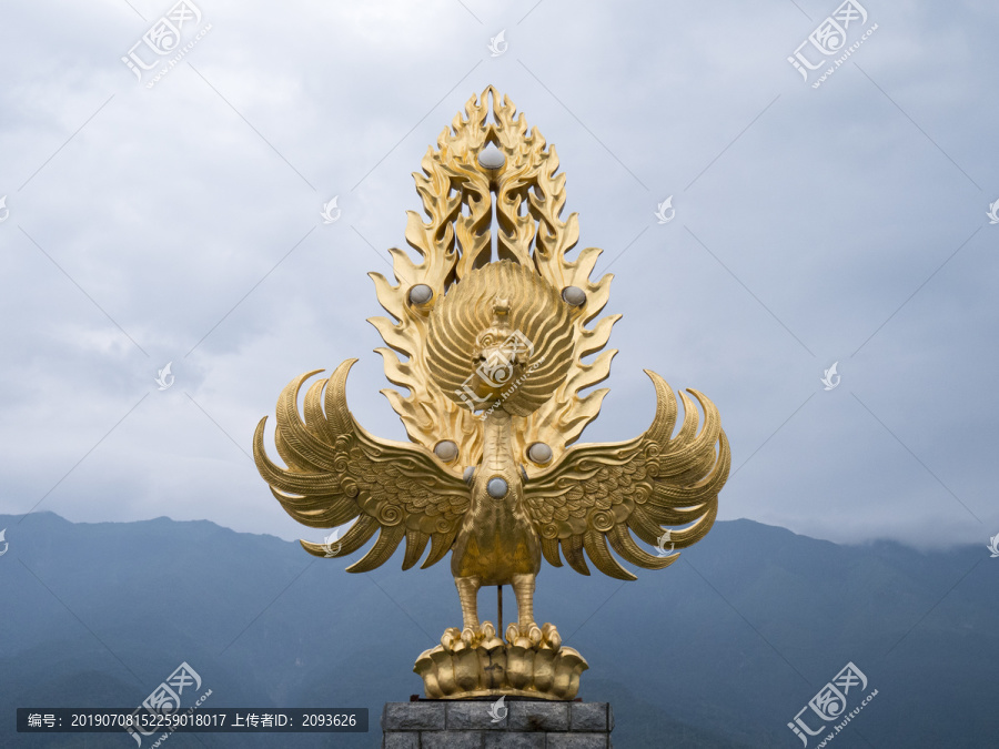 崇圣寺大鹏金翅鸟
