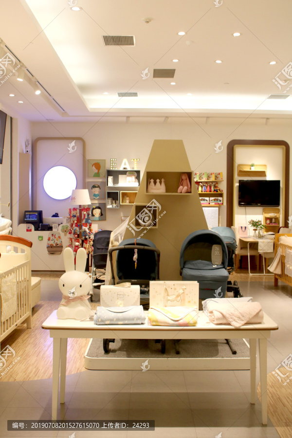 婴儿用品店