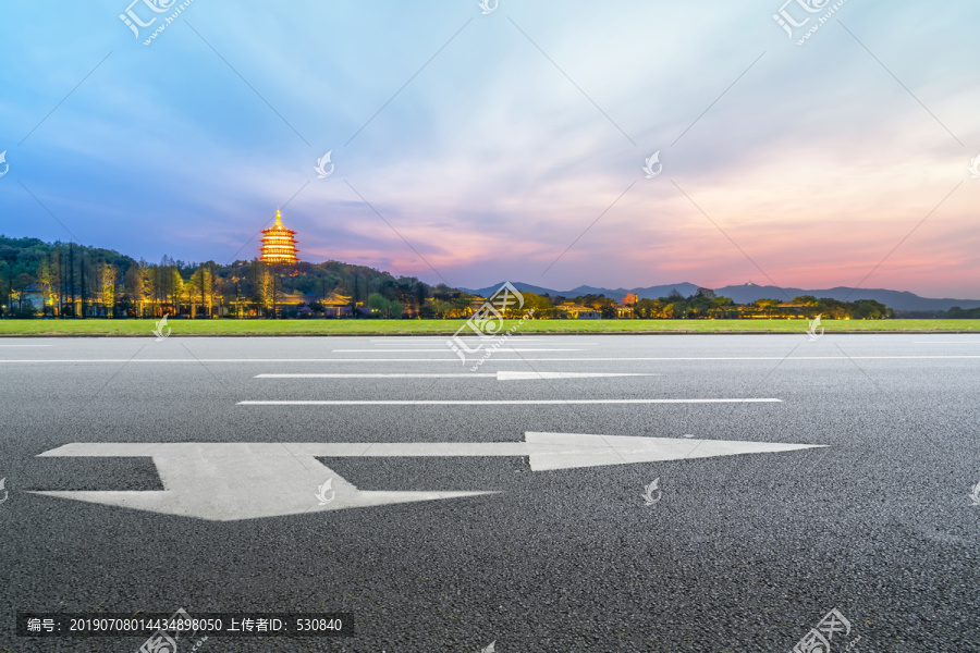 沥青路面和园林景观