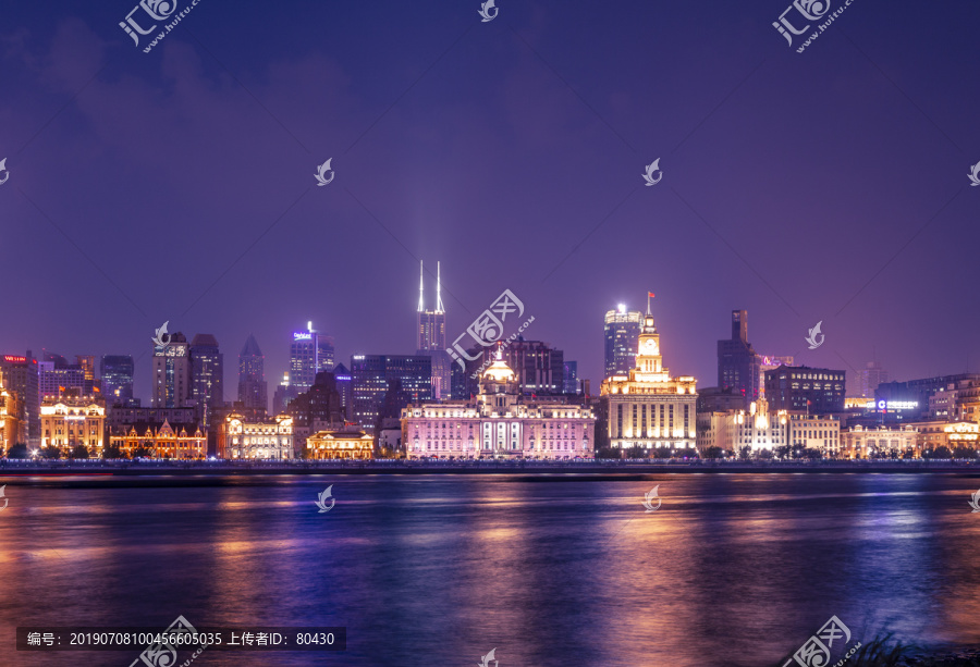 上海外滩建筑夜景