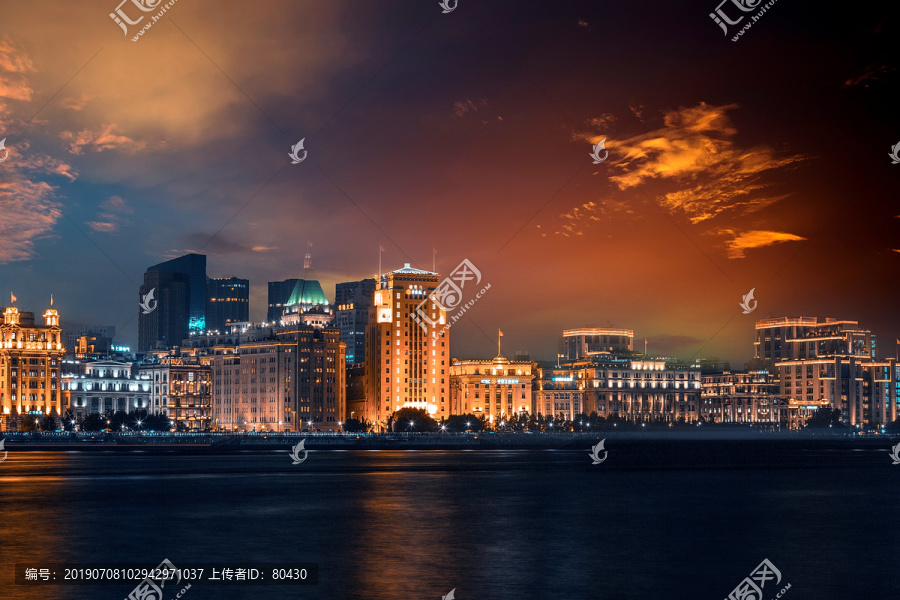 上海外滩建筑夜景