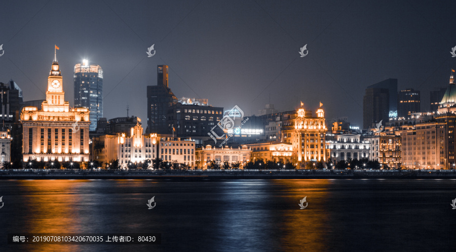 上海外滩建筑夜景