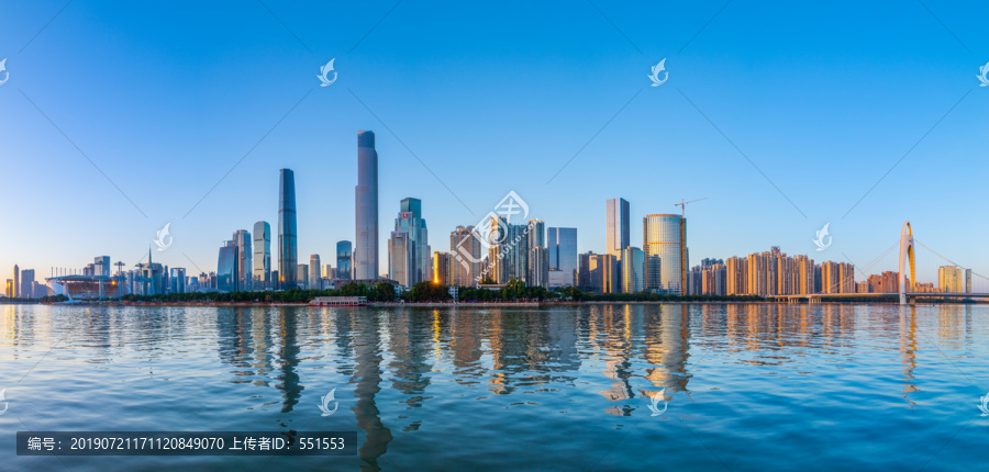 珠江北岸全景
