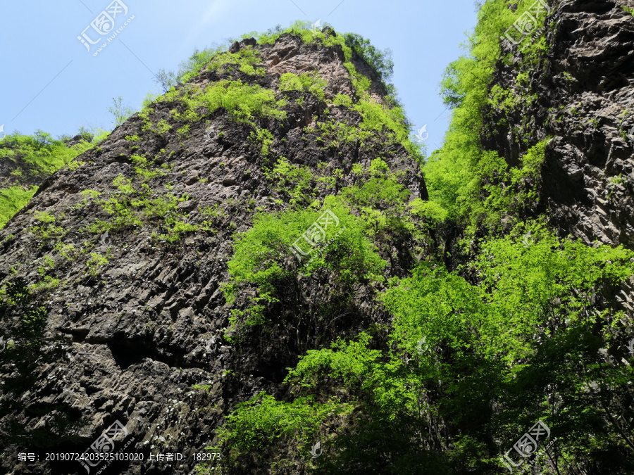 山峦