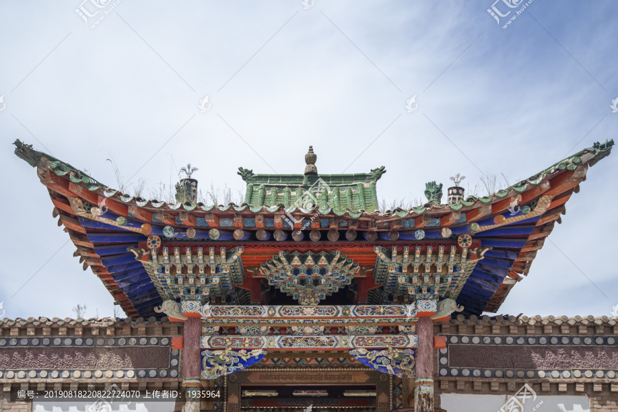 藏传佛教寺庙建筑屋顶