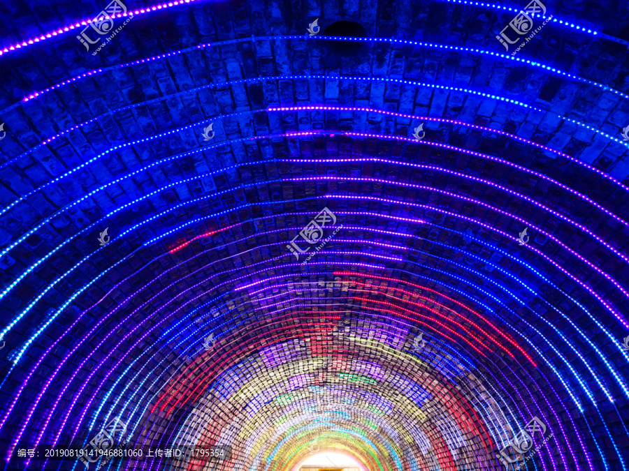 彩虹隧道