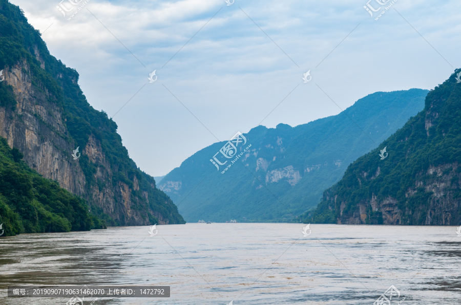 湖北宜昌三峡人家风景区夏日迷人