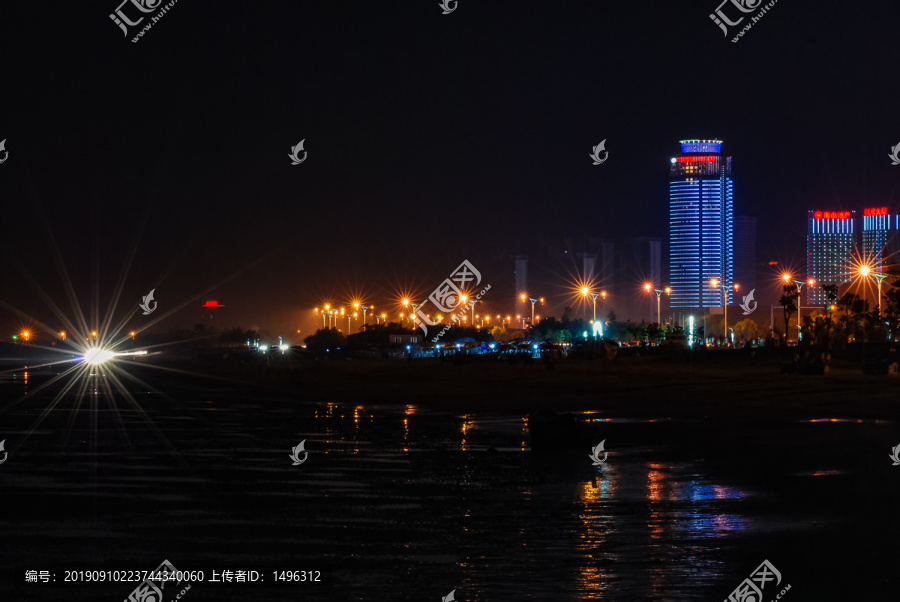 山东烟台莱山区海滨城市夜景