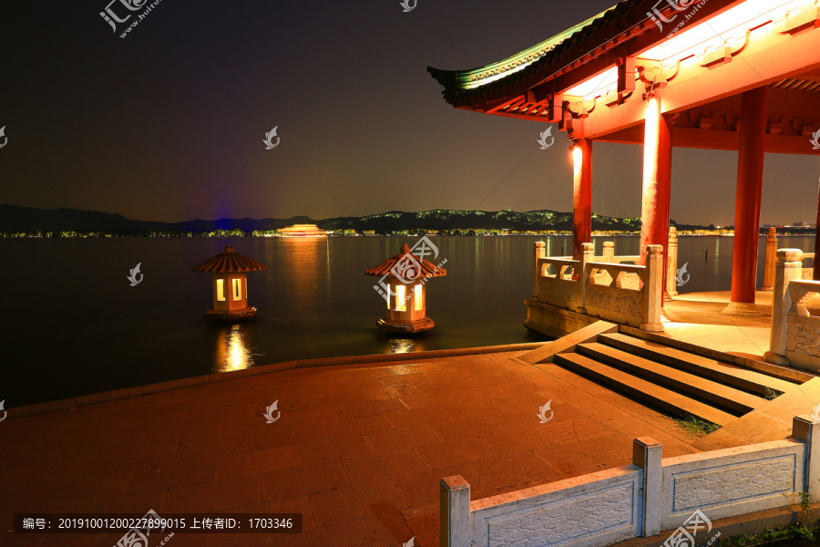 杭州西湖御码头夜景