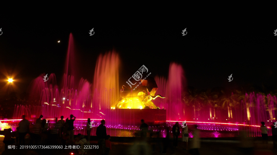 红河广场金牛音乐喷泉夜景