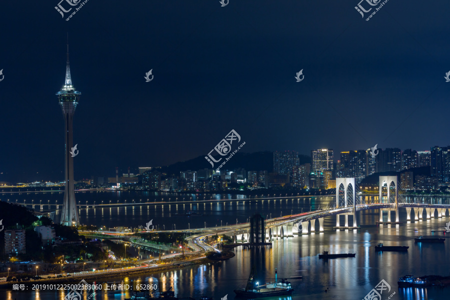 澳门观光塔夜景