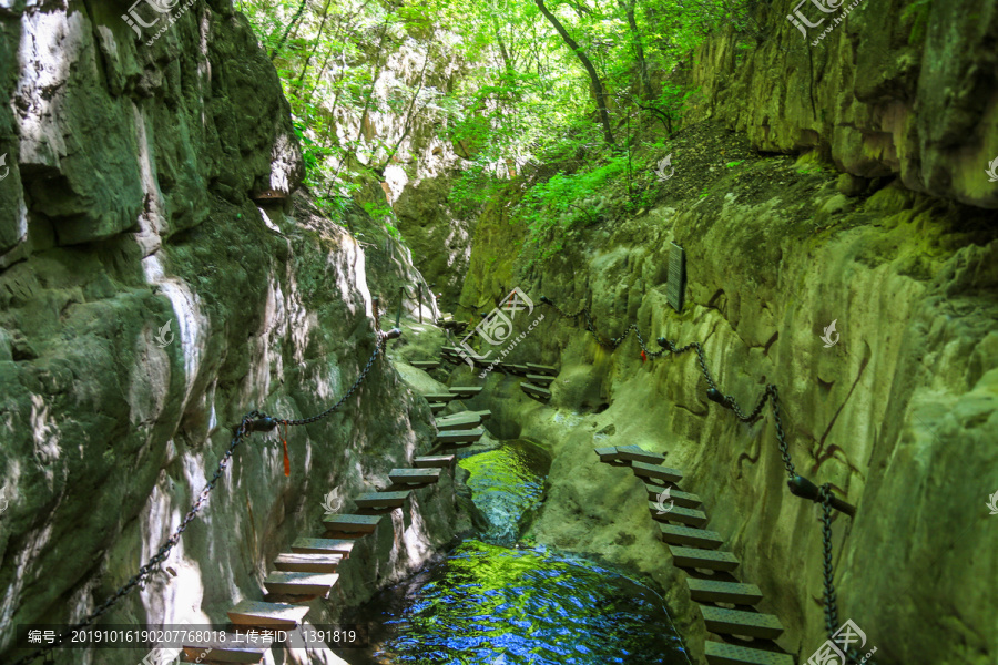 晋中介休绵山风景区栖贤谷