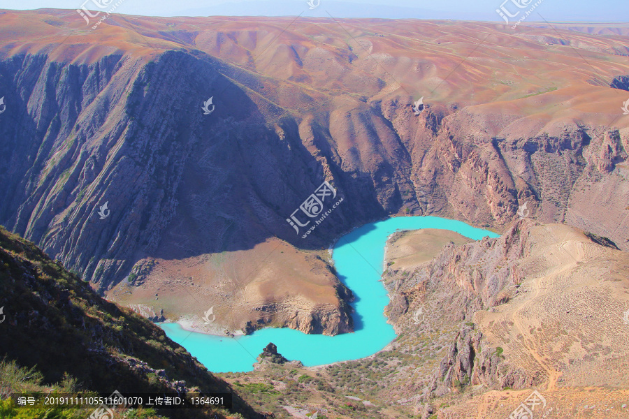 新疆伊犁喀拉峻阔克苏大峡谷
