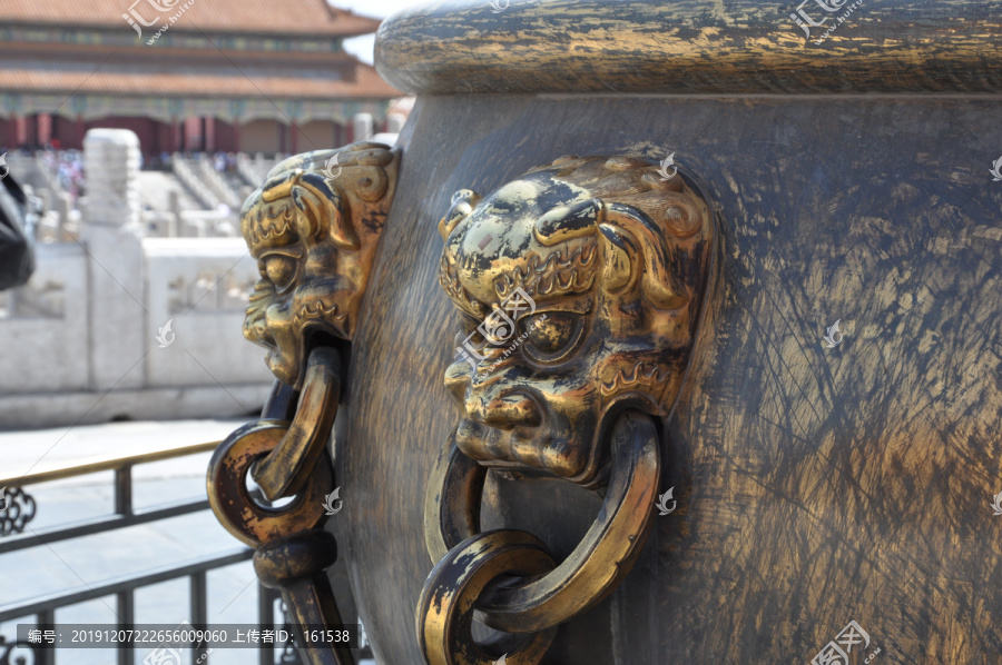 北京故宫博物院大铜缸