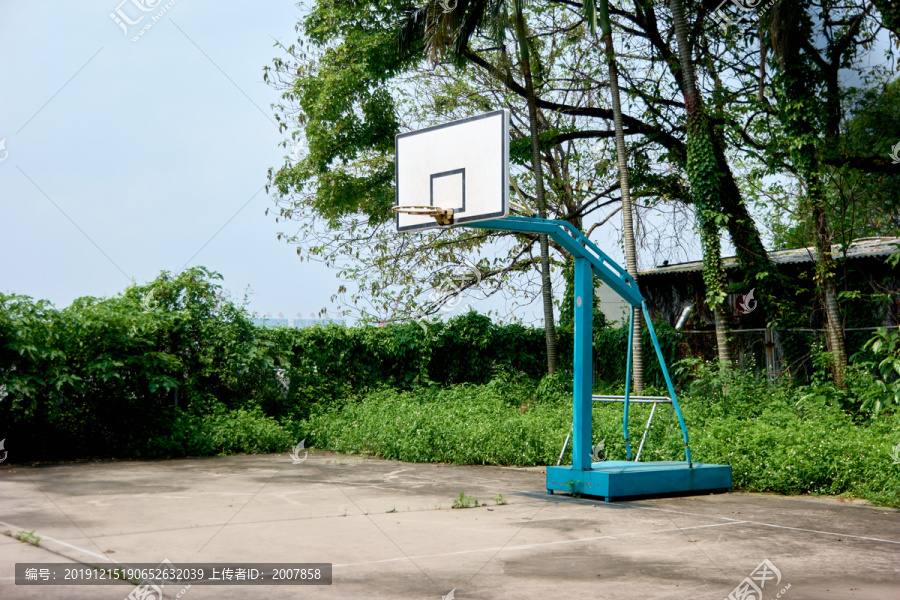 社区篮球场