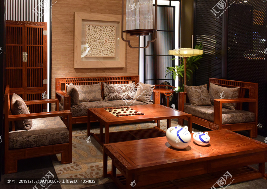 客厅实木家具