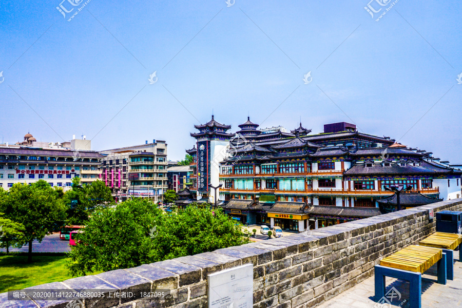 西安城墙南门中式古典建筑