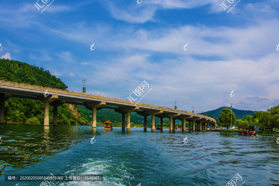 本溪太子河与本溪水洞公路石桥