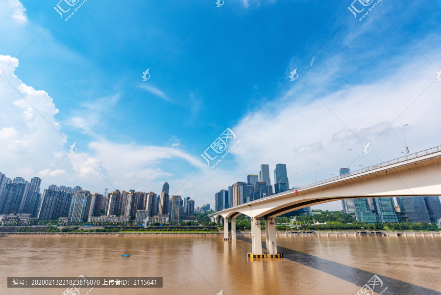 重庆城市建筑风光嘉陵江渝澳大桥