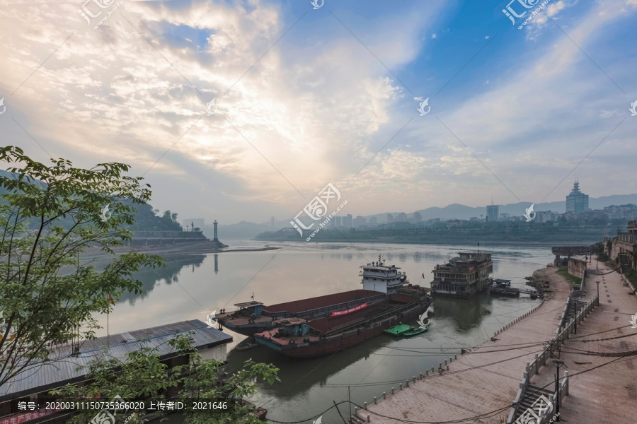 宜宾三江汇流自然景观