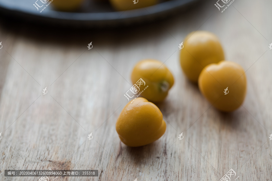 菇茑浆果