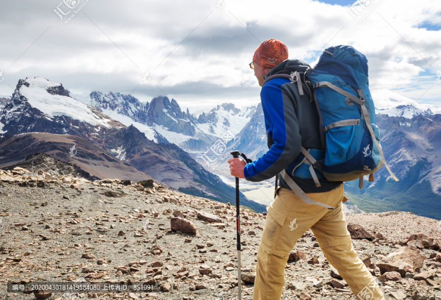 阿根廷巴塔哥尼亚山脉徒步旅行