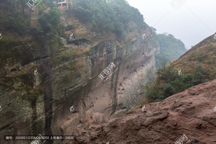 广西桂林资源八角寨风景区生死谷