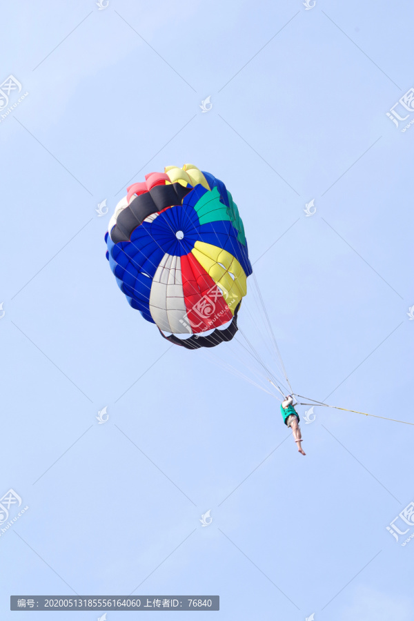 飞翔伞