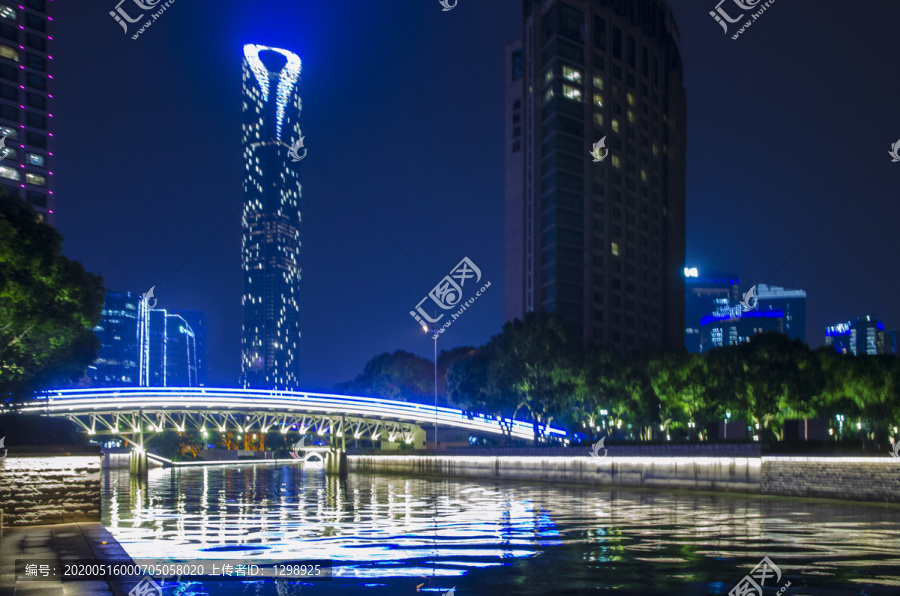 苏州金鸡湖夜景