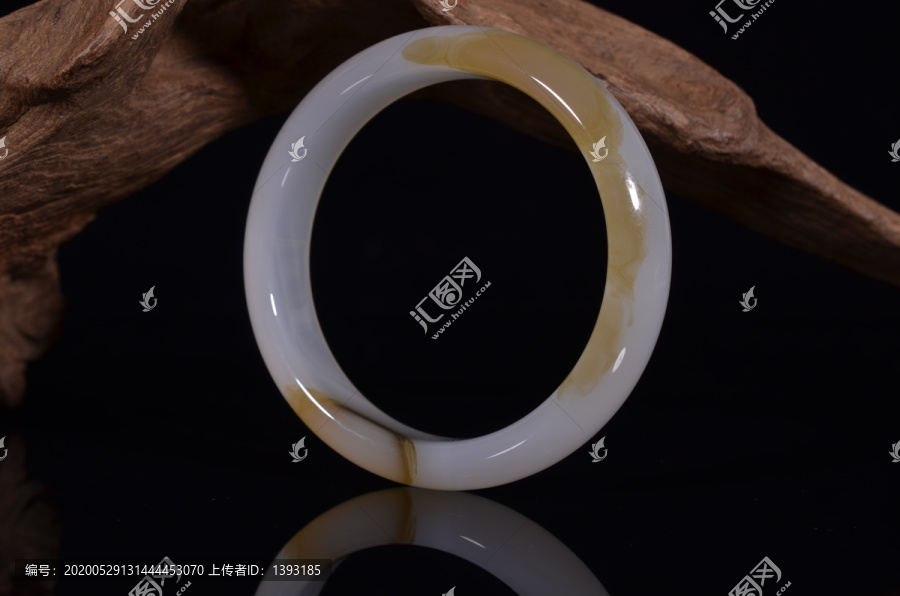 手镯手环镯子倒影图
