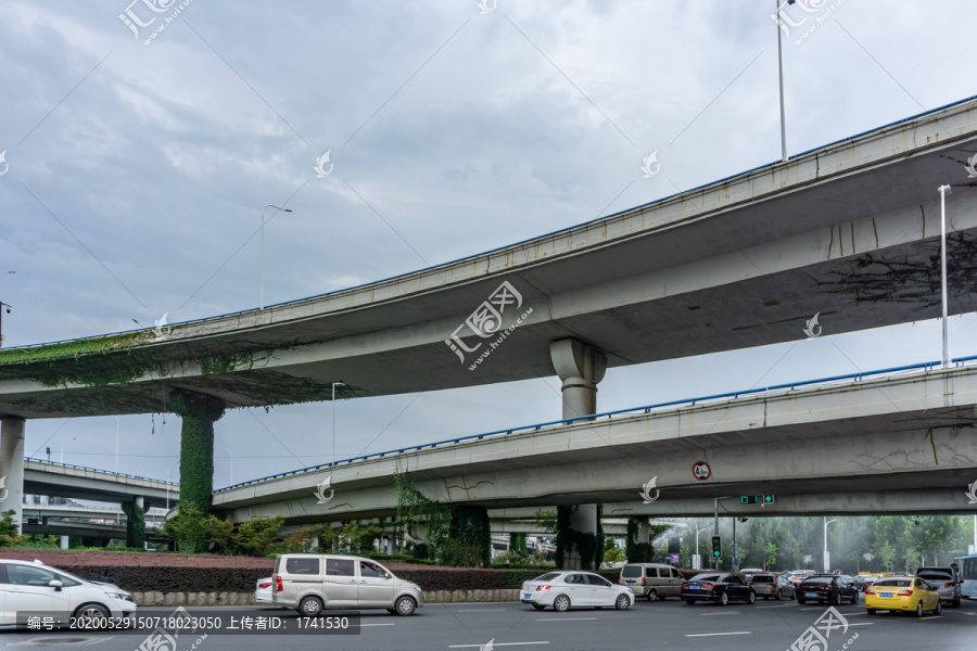 城市高架桥