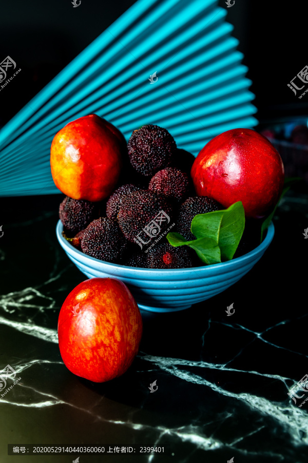 杨梅油桃