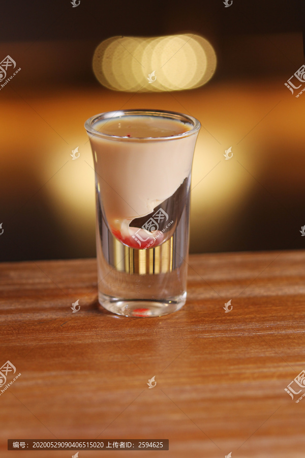 鸡尾酒