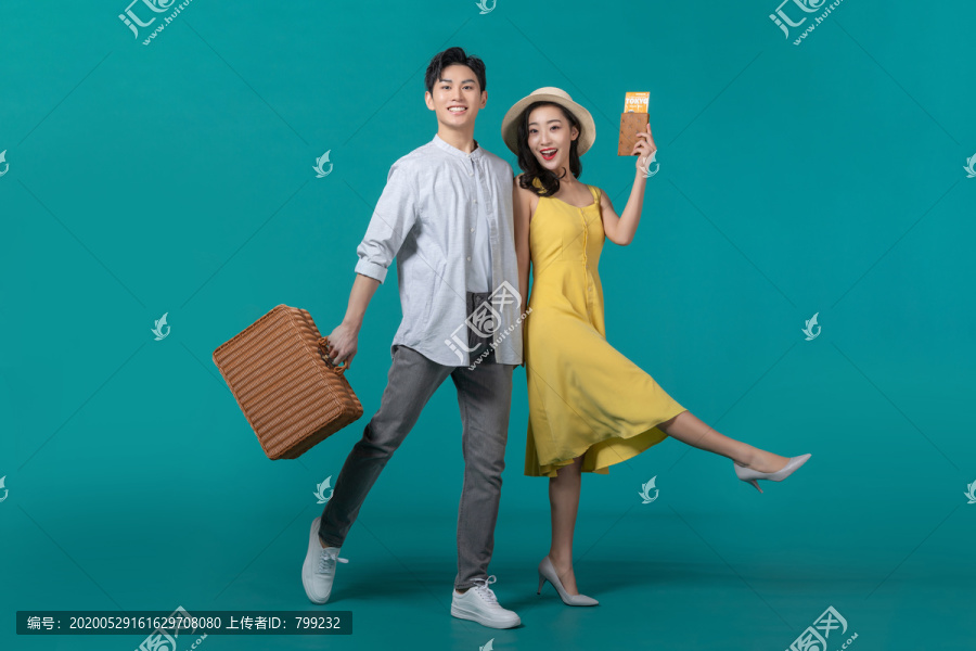 棚拍年轻情侣
