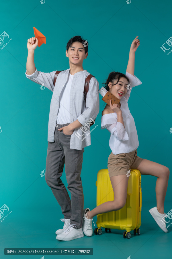 棚拍年轻情侣
