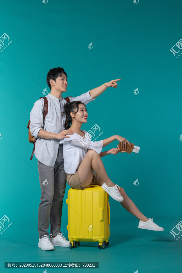 棚拍年轻情侣