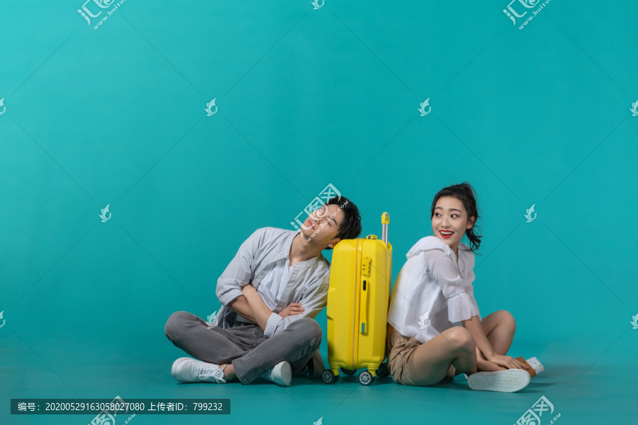 棚拍年轻情侣