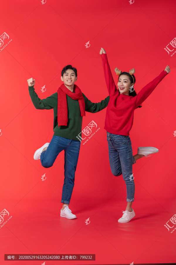 快乐的年轻情侣